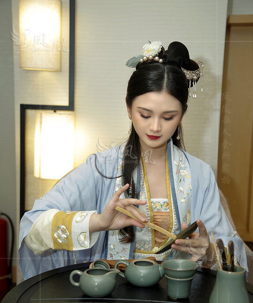 重庆这家男士Spa按摩会馆,服务非常有特色,兄弟强烈推荐 重庆这家男士Spa按摩会馆,服务非常有特色,兄弟强烈推荐