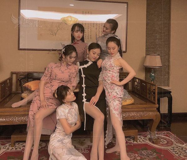 和朋友去了成都这家男士休闲保健按摩会馆，服务非常有特色